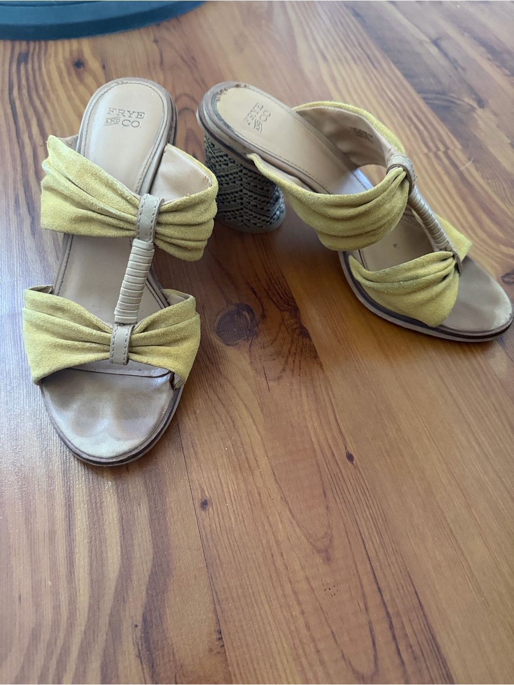 Frye Leiah Bow Yellow Mules